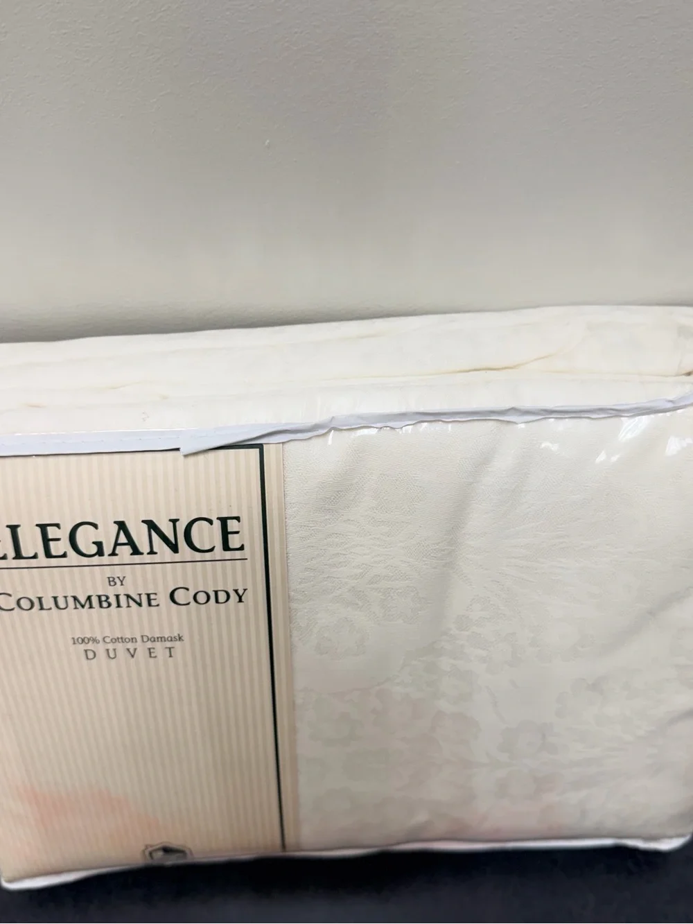 VTG 1997 Columbine Cody White Damask Duvet Cover Full Queen Jacquard Cottagecore